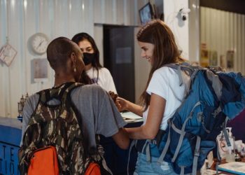 pexels-ketut-subiyanto-4907456-768×512 pexels-ketut-subiyanto-4907456-768x512